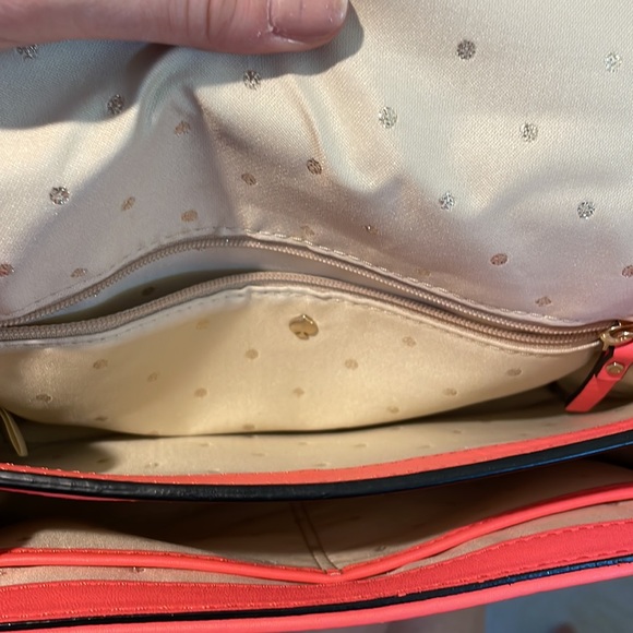 Coral Kate spade gold chain link purse - Picture 6 of 9